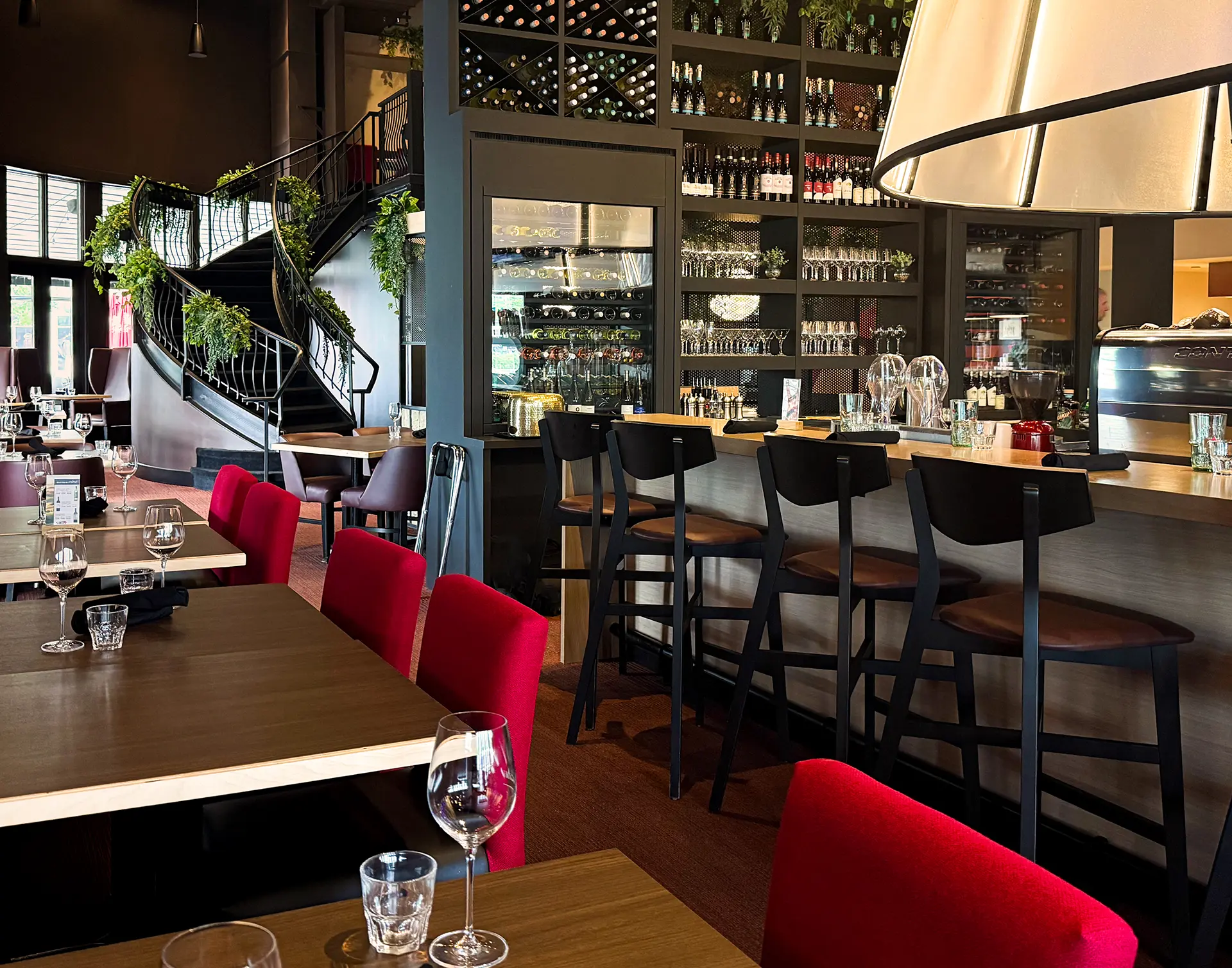 Italian Restaurant Marché Central, PACINI Italian Restaurant | Marché Central